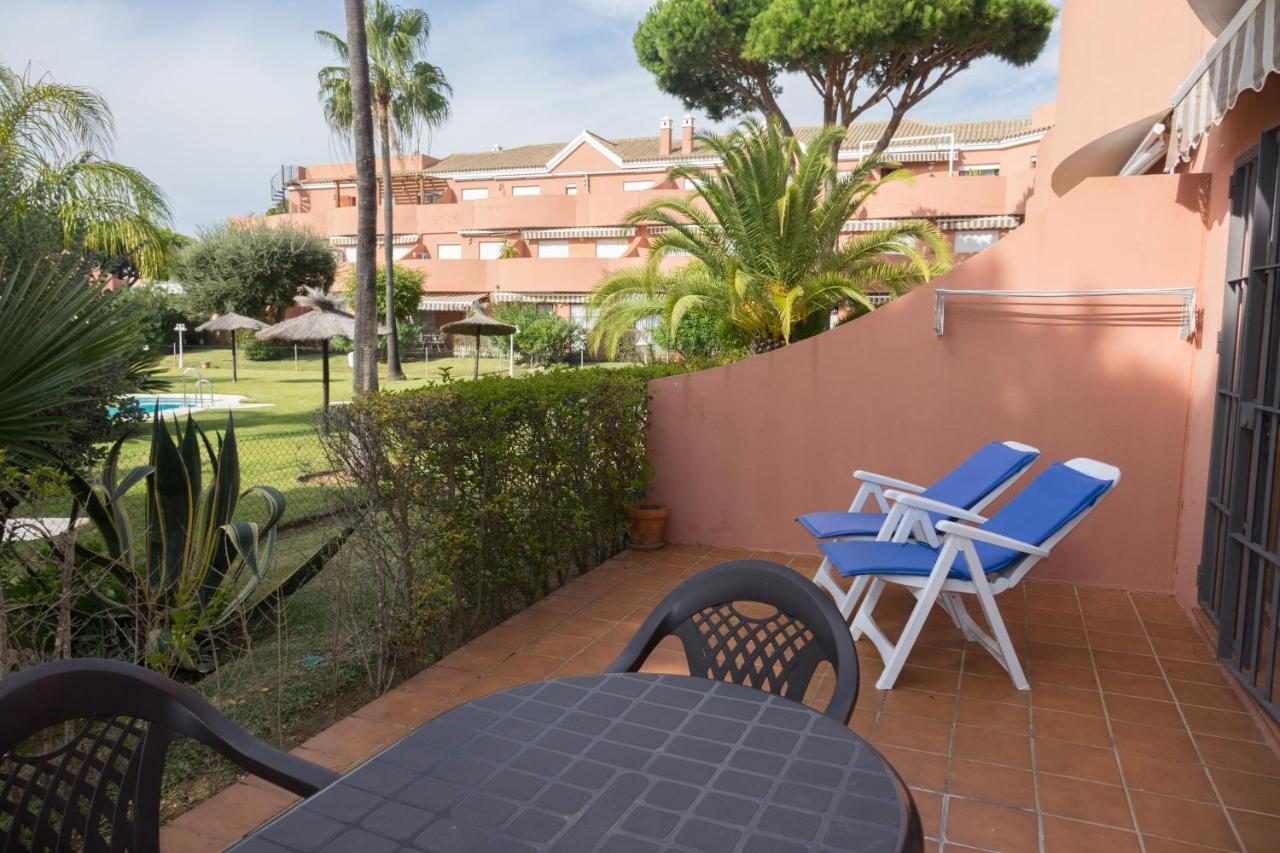 Apartamento Pink Mariposas Chiclana de la Frontera Exterior photo